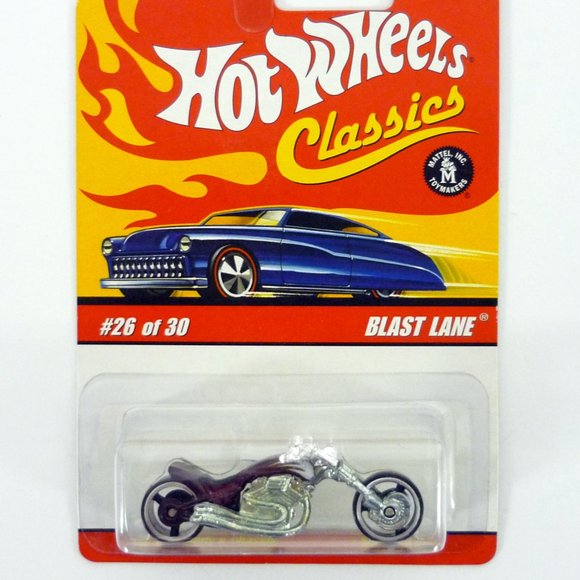 Hot Wheels Blast Lane Classics Series 2 #26 of 30 Black Die-Cast Motorcycle 2006 - Picture 1 of 1
